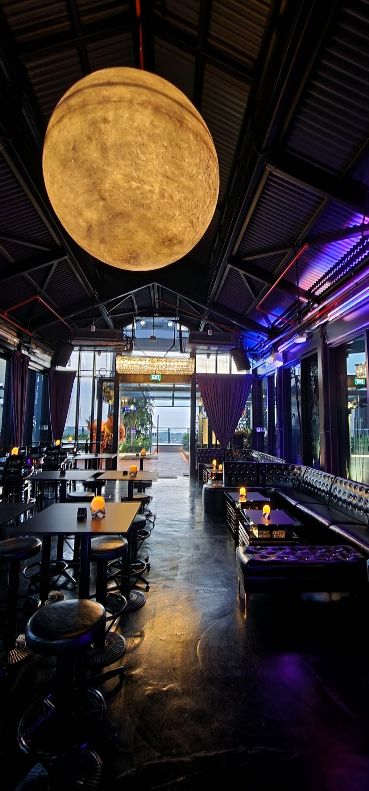 Singapore’s Moon Themed Rooftop Bar