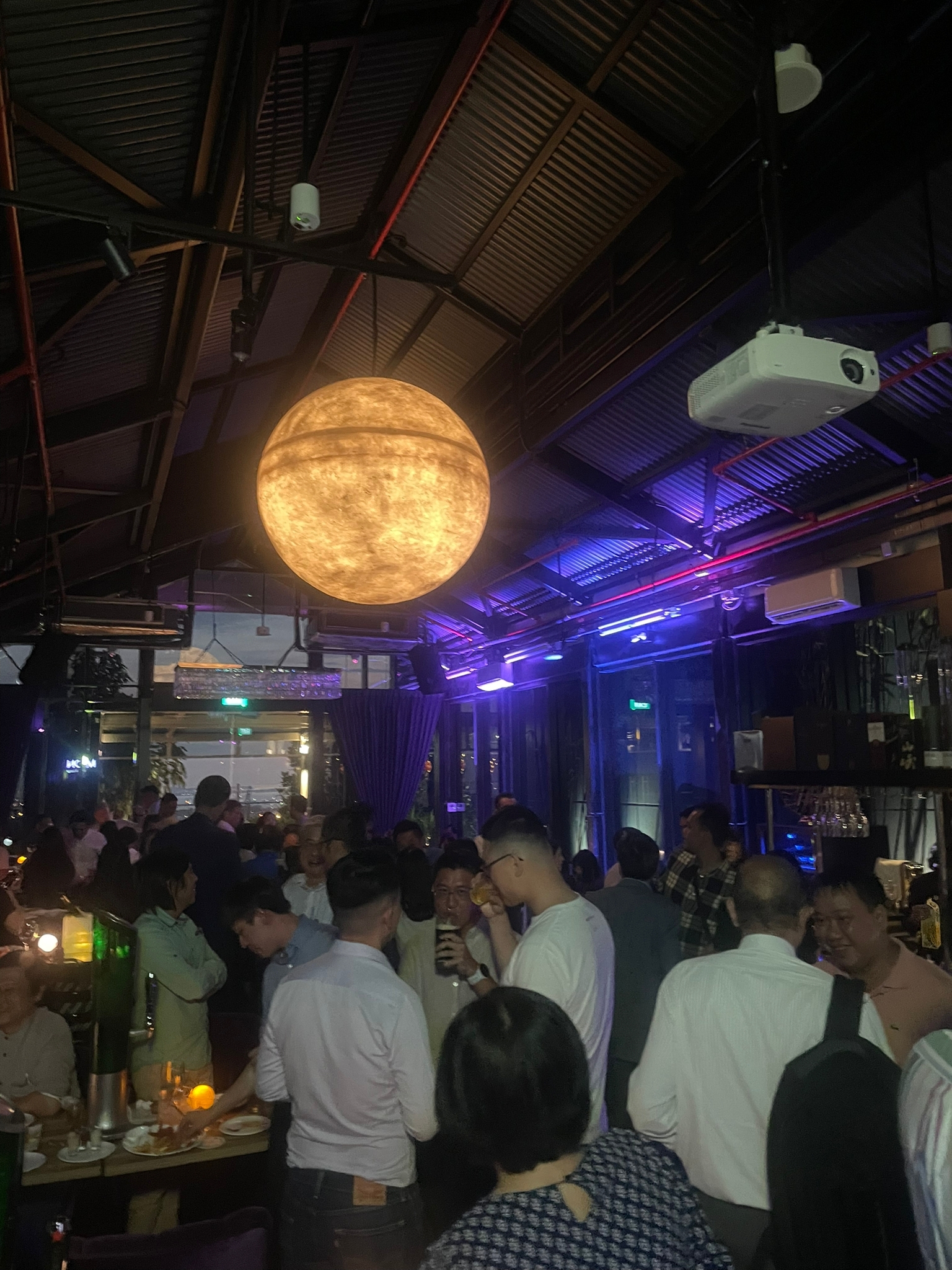 Singapore’s Moon Themed Rooftop Bar Guests